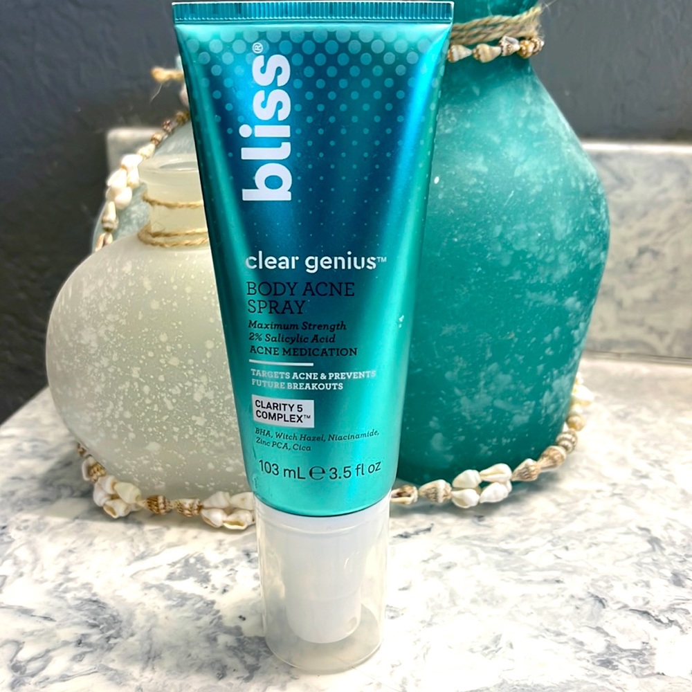 Bliss: Body Acne Spray! No expiration date! Never used!